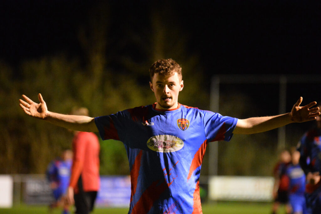 herald cup oakley hunt stoke gabriel and torbay police reserves v east allington united